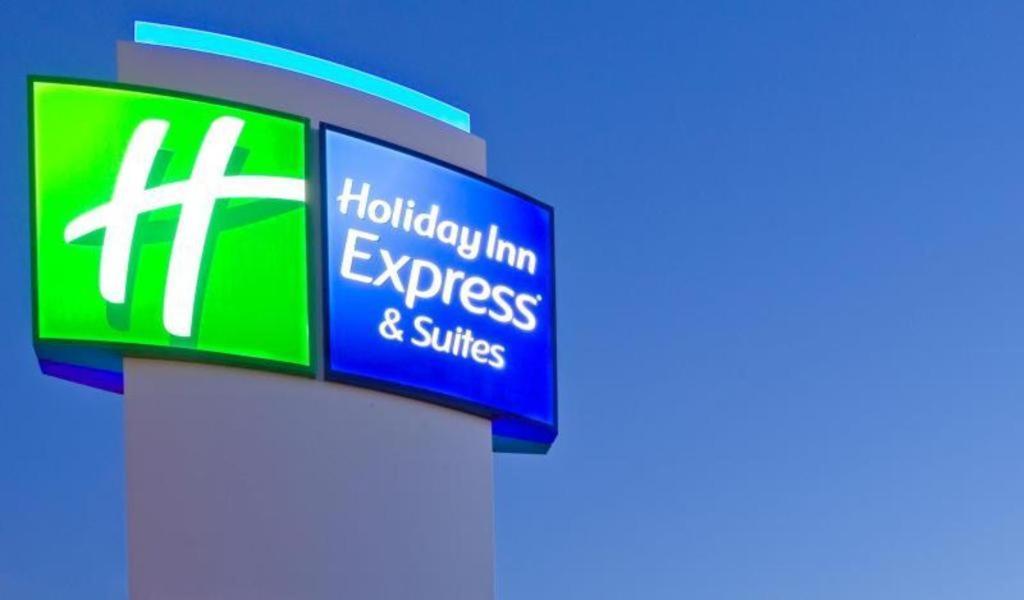 Holiday Inn Express & Suites Brentwood Dış mekan fotoğraf