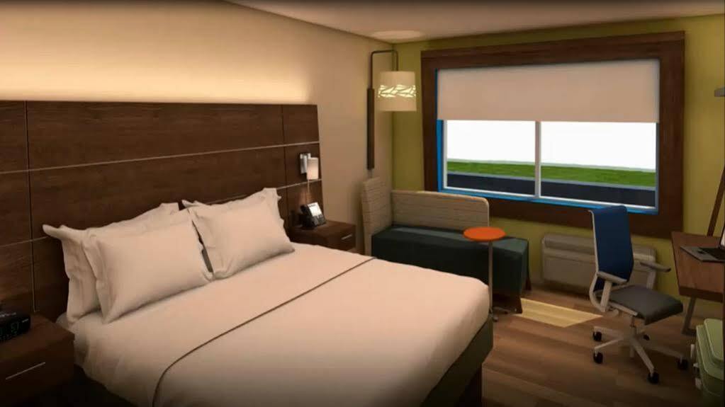 Holiday Inn Express & Suites Brentwood Dış mekan fotoğraf